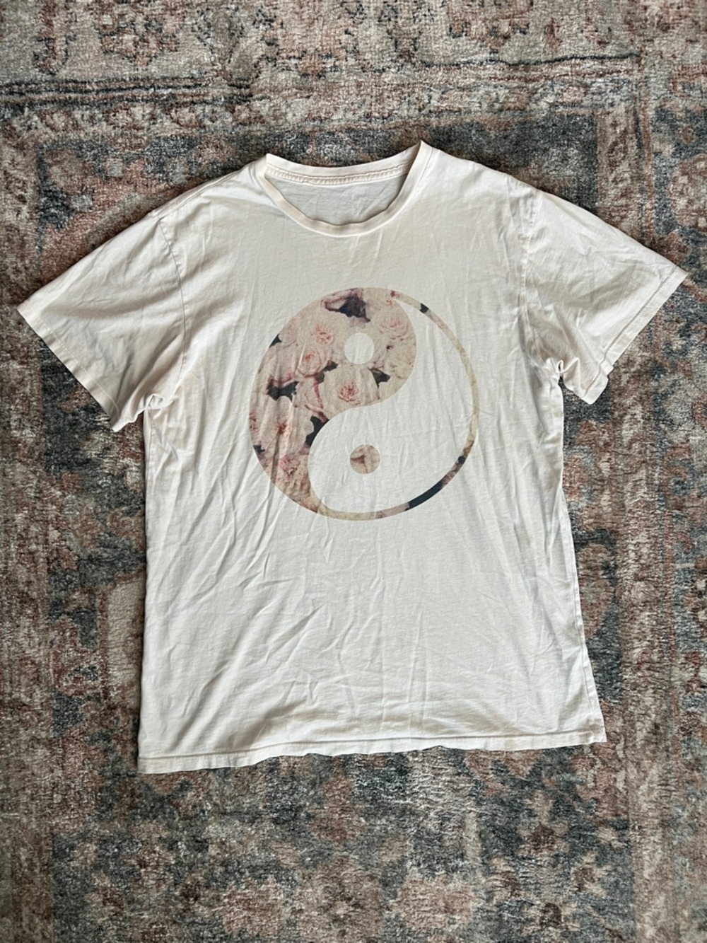Yin Yang Floral Graphic Tee - White/cream